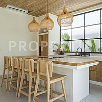 Stunning Coastal Villa In Seseh. Villas in Bali for Sale: Вилла в Сесех, Балиан за 280 тыс. USD. Leasehold. Предварительный просмотр фото #1