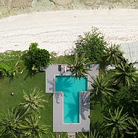 Turnkey Business & Property Investment – Fully Operational Surf Resort in Sumatra. Villas in Bali for Sale: Vila di dalam Sumatra, Bali untuk 10,2 Miliar IDR. Freehold. Pratinjau foto #6