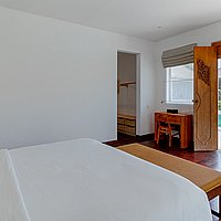 Spacious Four-Bedroom Beachfront Villa in Tabanan: Balinese-Meets-Modern Elegance with Promising ROI. Villas in Bali for Sale: Вилла в Табанан, Балиан за 1171 тыс. USD. Freehold. Предварительный просмотр фото #9