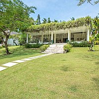 Secluded riverfront estate in Wanasara. Villas in Bali for Sale: Вилла в Табанан, Балиан за 1481 тыс. USD. Freehold. Предварительный просмотр фото #3