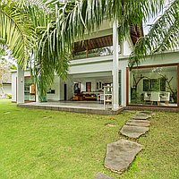 Secluded luxury resort amidst tranquil village near Nyanyi. Villas in Bali for Sale: Vila di dalam Tabanan, Bali untuk 57,8 Miliar IDR. Freehold. Pratinjau foto #13
