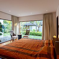 Secluded luxury resort amidst tranquil village near Nyanyi. Villas in Bali for Sale: Vila di dalam Tabanan, Bali untuk 57,8 Miliar IDR. Freehold. Pratinjau foto #18