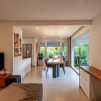 Secluded luxury resort amidst tranquil village near Nyanyi. Villas in Bali for Sale: Vila di dalam Tabanan, Bali untuk 57,8 Miliar IDR. Freehold. Pratinjau foto #11