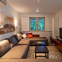 Secluded luxury resort amidst tranquil village near Nyanyi. Villas in Bali for Sale: Vila di dalam Tabanan, Bali untuk 57,8 Miliar IDR. Freehold. Pratinjau foto #12