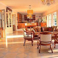 Gorgeous Colonial Residence With A Modern Twist. Villas in Bali for Sale: Вилла в Табанан, Балиан за 1075 тыс. USD. Freehold. Предварительный просмотр фото #1