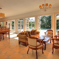 Gorgeous Colonial Residence With A Modern Twist. Villas in Bali for Sale: Вилла в Табанан, Балиан за 1075 тыс. USD. Freehold. Предварительный просмотр фото #2