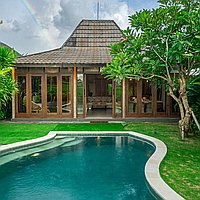 Two-Bedroom Authentic Joglo Villa: Prime Investment Opportunity Near Kedungu Beach. Villas in Bali for Sale: Вилла в Табанан, Балиан за 285 тыс. USD. Leasehold. Предварительный просмотр фото #3