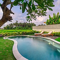 Two-Bedroom Authentic Joglo Villa: Prime Investment Opportunity Near Kedungu Beach. Villas in Bali for Sale: Вилла в Табанан, Балиан за 285 тыс. USD. Leasehold. Предварительный просмотр фото #2