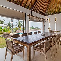 Brand New Iconic Freehold Beachfront Villa Complex. Villas in Bali for Sale: Вилла в Табанан, Балиан за 5927 тыс. USD. Freehold. Предварительный просмотр фото #4