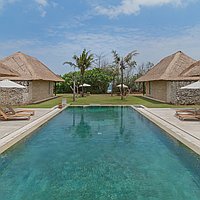 Brand New Iconic Freehold Beachfront Villa Complex. Villas in Bali for Sale: Вилла в Табанан, Балиан за 5927 тыс. USD. Freehold. Предварительный просмотр фото #13