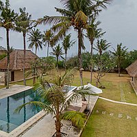 Brand New Iconic Freehold Beachfront Villa Complex. Villas in Bali for Sale: Вилла в Табанан, Балиан за 5927 тыс. USD. Freehold. Предварительный просмотр фото #14