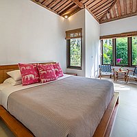 Magnificent riverside estate in tranquil Nyambu village. Villas in Bali for Sale: Вилла в Табанан, Балиан за 1363 тыс. USD. Freehold. Предварительный просмотр фото #19