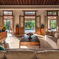 Magnificent riverside estate in tranquil Nyambu village. Villas in Bali for Sale: Вилла в Табанан, Балиан за 1363 тыс. USD. Freehold. Предварительный просмотр фото #4