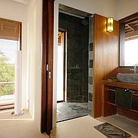 Unique Luxury Beachfront Freehold 3 Bedroom Villa With All The Extras. Villas in Bali for Sale: Вилла в Табанан, Балиан за 1600 тыс. USD. Freehold. Предварительный просмотр фото #5