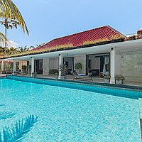 A Truly One of Kind Property – Freehold 5 Bedroom Luxury Villa set on 22.5 Are Located within Tanah Lot Temple. Villas in Bali for Sale: Вилла в Табанан, Балиан за 2450 тыс. USD. Freehold. Предварительный просмотр фото #2