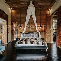 Exquisite Riverside Estate In The Heart Of Bali. Villas in Bali for Sale: Вилла в Убуд, Балиан за 1894 тыс. USD. Leasehold. Предварительный просмотр фото #1