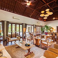 Elegant estate surrounded by rice field Keliki in North of Ubud. Villas in Bali for Sale: Вилла в Убуд, Балиан за 1599 тыс. USD. Freehold. Предварительный просмотр фото #2