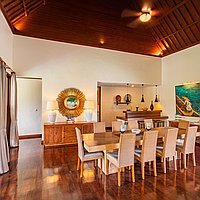 Elegant estate surrounded by rice field Keliki in North of Ubud. Villas in Bali for Sale: Вилла в Убуд, Балиан за 1599 тыс. USD. Freehold. Предварительный просмотр фото #4