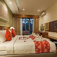 Riverfront estate with breathtaking rice field view in Central Ubud. Villas in Bali for Sale: Вилла в Убуд, Балиан за 741 тыс. USD. Freehold. Предварительный просмотр фото #11