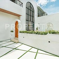Stunning Modern Tropical Villa In Uluwatu. Villas in Bali for Sale: Вилла в Улувату, Балиан за 24,2 млн. RUB. Freehold. Предварительный просмотр фото #16