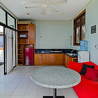 Exceptionally Built 3 Bedroom Freehold Villa with Amazing Panoramic Ocean and Mountain Views. Villas in Bali for Sale: Вилла в Улувату, Балиан за 1334 тыс. USD. Freehold. Предварительный просмотр фото #19