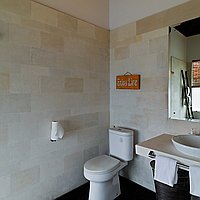 Three Bedroom Freehold Villa in Serene Uluwatu Area. Villas in Bali for Sale: Вилла в Улувату, Балиан за 533 тыс. USD. Freehold. Предварительный просмотр фото #5