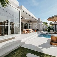 Stunning Modern Concrete Villa. Villas in Bali for Sale: Вилла в Умалас, Балиан за 4,6 млрд. IDR. Leasehold. Предварительный просмотр фото #19