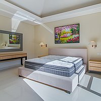 Spacious Classic Home Design Four-Bedroom Villa in Umalas Kerobokan’s Tranquil Neighborhood. Villas in Bali for Sale: Вилла в Умалас, Балиан за 148 тыс. USD. Leasehold. Предварительный просмотр фото #7