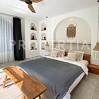 Stunning Tropical Masterpiece In Umalas. Villas in Bali for Sale: Вилла в Умалас, Балиан за 1152 тыс. USD. Freehold. Предварительный просмотр фото #1