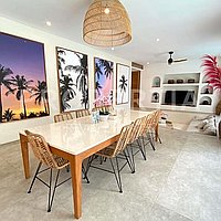 Stunning Tropical Masterpiece In Umalas. Villas in Bali for Sale: Vila di dalam Umalas, Bali untuk 19,5 Miliar IDR. Freehold. Pratinjau foto #1