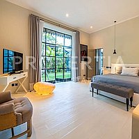 One-Of-A-Kind Villa In Umalas. Villas in Bali for Sale: Vila di dalam Umalas, Bali untuk 32,0 Miliar IDR. Leasehold. Pratinjau foto #16