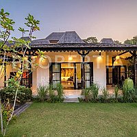 One-Of-A-Kind Villa In Umalas. Villas in Bali for Sale: Vila di dalam Umalas, Bali untuk 32,0 Miliar IDR. Leasehold. Pratinjau foto #9