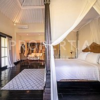 One-Of-A-Kind Villa In Umalas. Villas in Bali for Sale: Vila di dalam Umalas, Bali untuk 32,0 Miliar IDR. Leasehold. Pratinjau foto #20