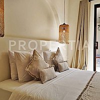 Elegant 3Br Villa With Natural Finishes. Villas in Bali for Sale: Вилла в Умалас, Балиан за 386 тыс. USD. Leasehold. Предварительный просмотр фото #4