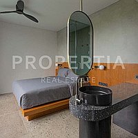 Modern Industrial Style Villa In Ungasan. Villas in Bali for Sale: Вилла в Унгасан, Балиан за 184 тыс. USD. Leasehold. Предварительный просмотр фото #1