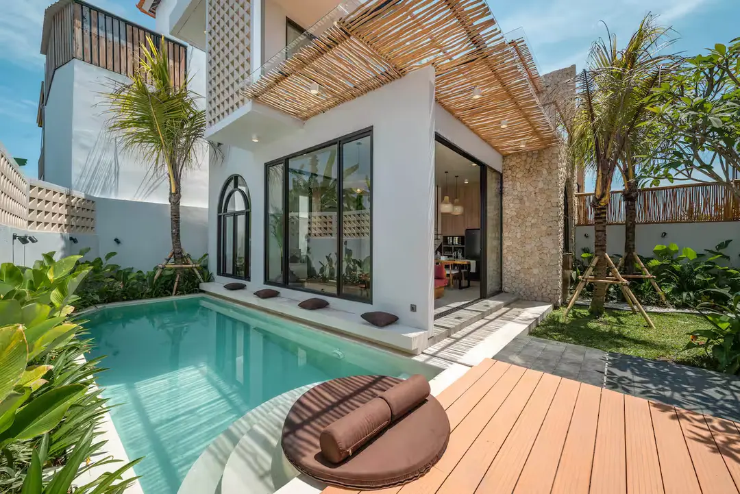 2 KAMAR TIDUR | PERERENAN. Villas in Bali for Sale: Villa in Tumbak Bayuh, Bali for 263 Thousands USD. Leasehold. Main Photo