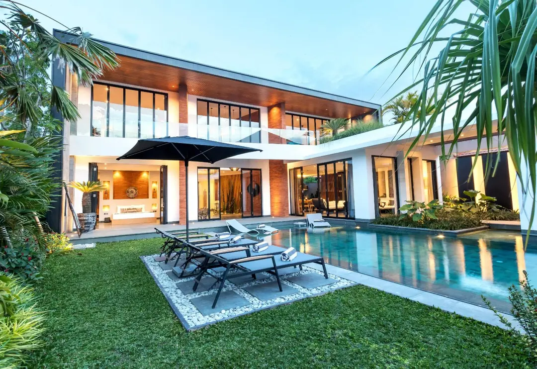 4 KAMAR TIDUR | UMALAS. Villas in Bali for Sale: Villa in Umalas, Bali for 1050 Thousands USD. Leasehold. Main Photo