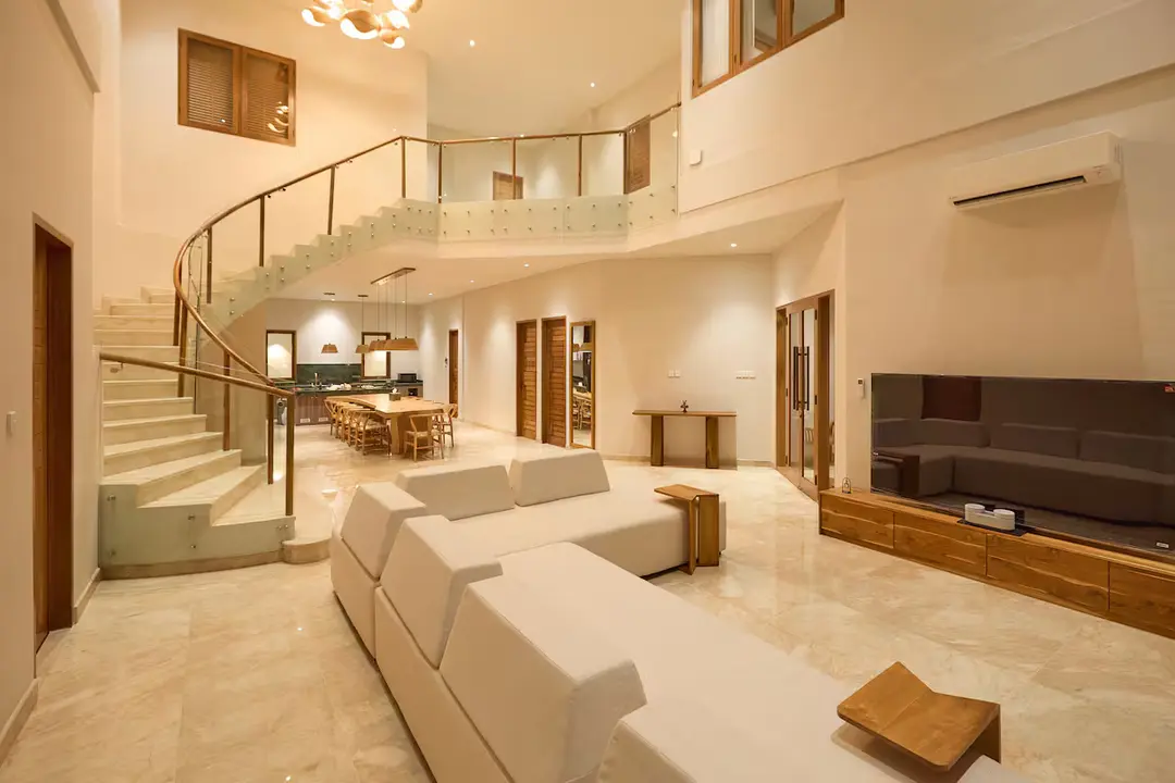 5 KAMAR TIDUR | SEMINYAK. Villas in Bali for Sale: Вилла в Семиньяк, Балиан за 1251 тыс. USD. Freehold. Главное фото