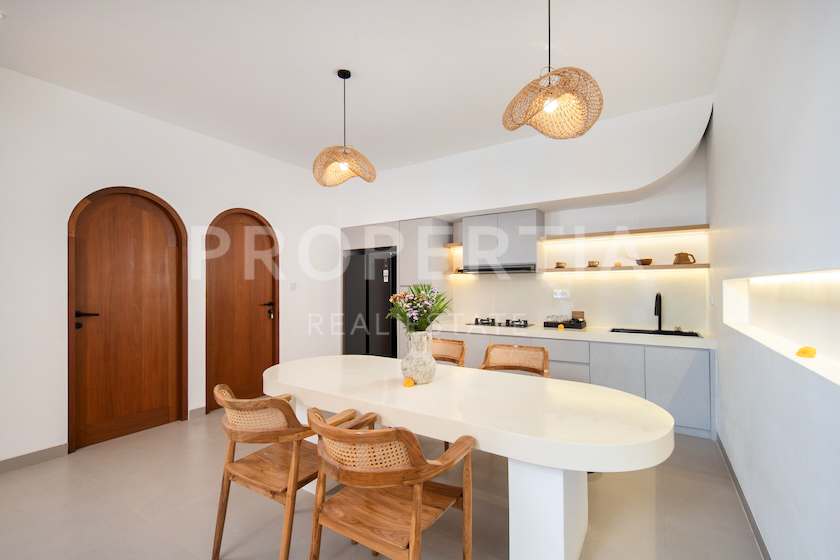 2 Bedroom Villa In The Prime Area Of Berawa. Villas in Bali for Sale: Вилла в Берава (Чангу), Балиан за 20,7 млн. RUB. Leasehold. Главное фото