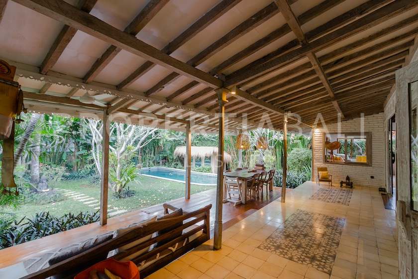 Timeless Joglo Style Villa In Prime Nelayan Canggu. Villas in Bali for Sale: Вилла в Чангу, Балиан за 339 тыс. USD. Leasehold. Главное фото
