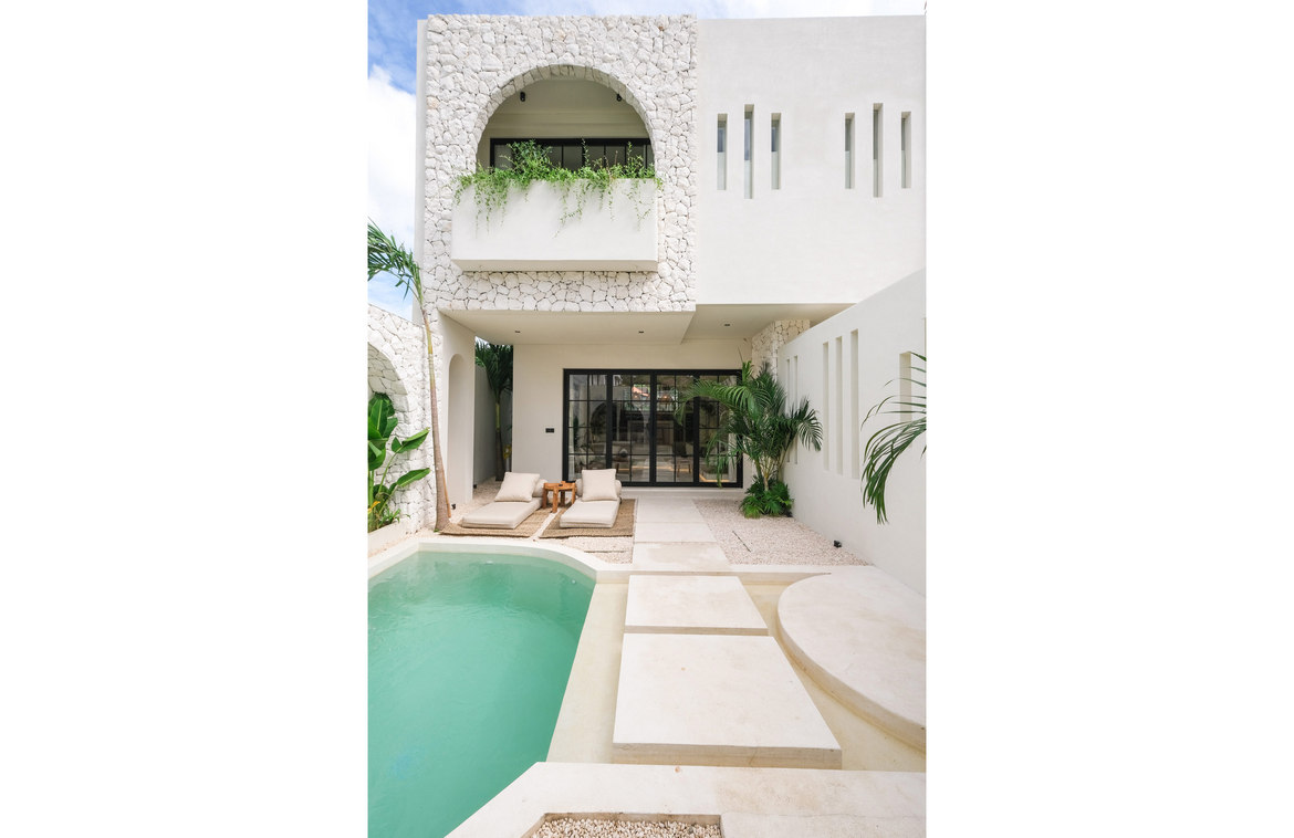 Brand-new Mediterranean-style villa in Pererenan. Villas in Bali for Sale: Вилла в Чангу, Балиан за 367 тыс. USD. Freehold. Главное фото