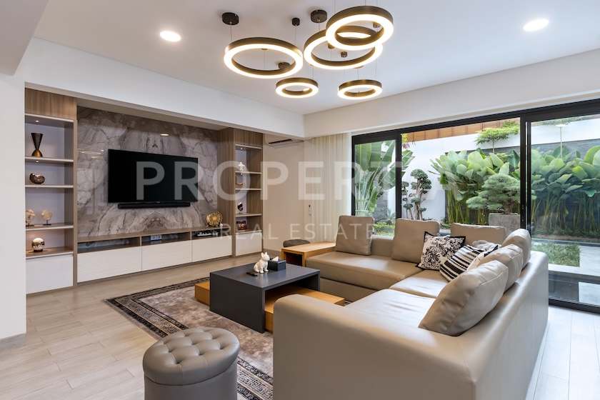 Modern Tropical Family Home In Berawa. Villas in Bali for Sale: Вилла в Чангу, Балиан за 859 тыс. USD. Freehold. Главное фото