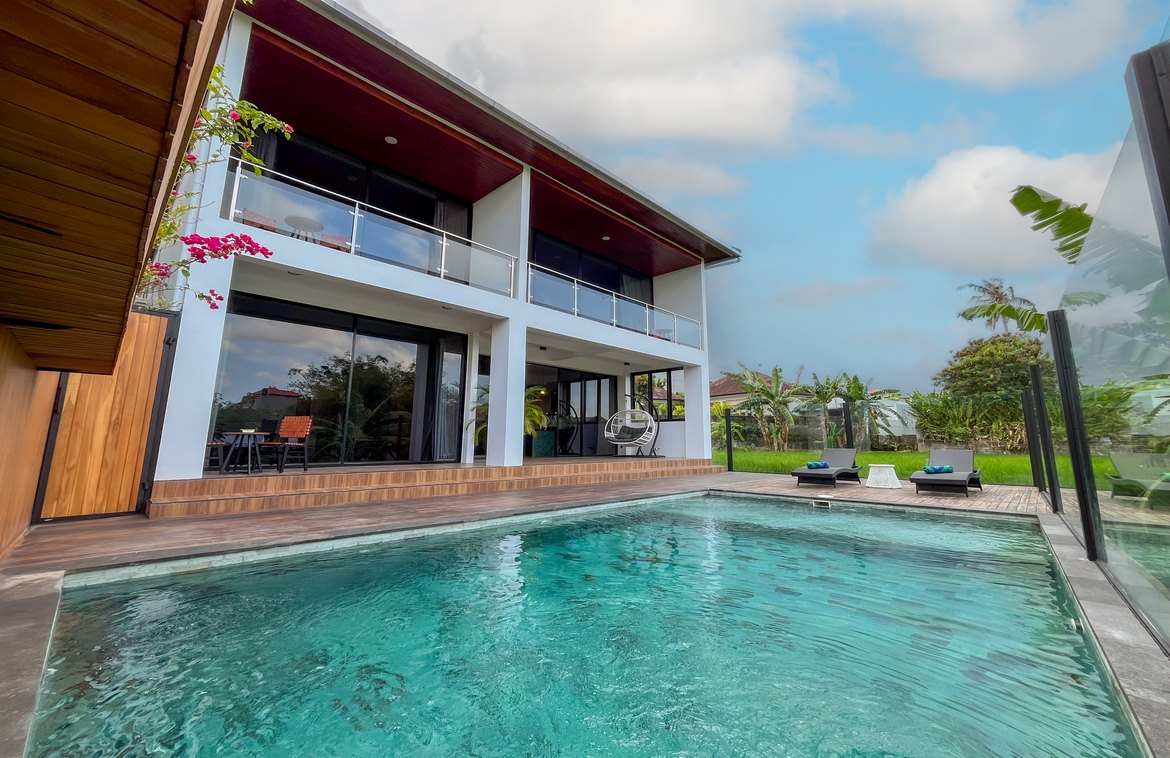 Modern 3-bedroom villa with rice field views in Canggu. Villas in Bali for Sale: Вилла в Чангу, Балиан за 517 тыс. USD. Leasehold. Главное фото
