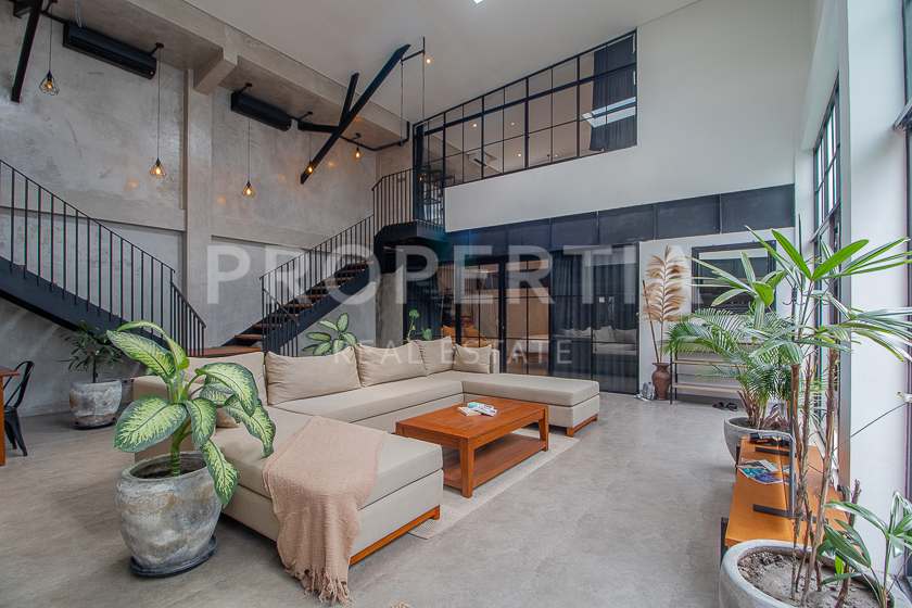 Industrial Inspired Villa In Kayu Tulang. Villas in Bali for Sale: Вилла в Чангу, Балиан за 434 тыс. USD. Leasehold. Главное фото