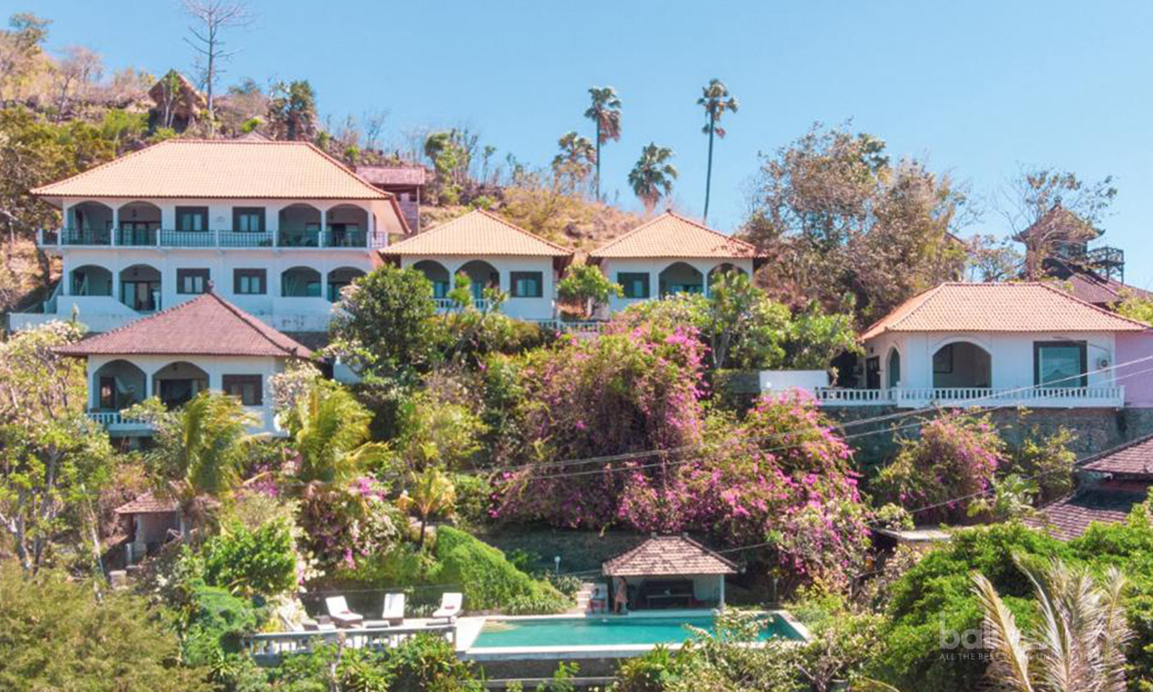 Uncover Rare Potential: Invest in Freehold Boutique Resort with 9 Bedrooms at Amed’s Famous Diving Spot. Villas in Bali for Sale: Вилла в Карангасем, Балиан за 1109 тыс. USD. Freehold. Главное фото