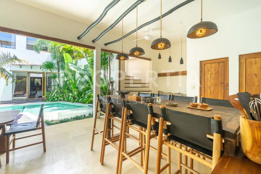 Tropical Paradise: Perfect Investment Or Family Home. Villas in Bali for Sale: Вилла в Керобокан, Балиан за 483 тыс. USD. Leasehold. Главное фото