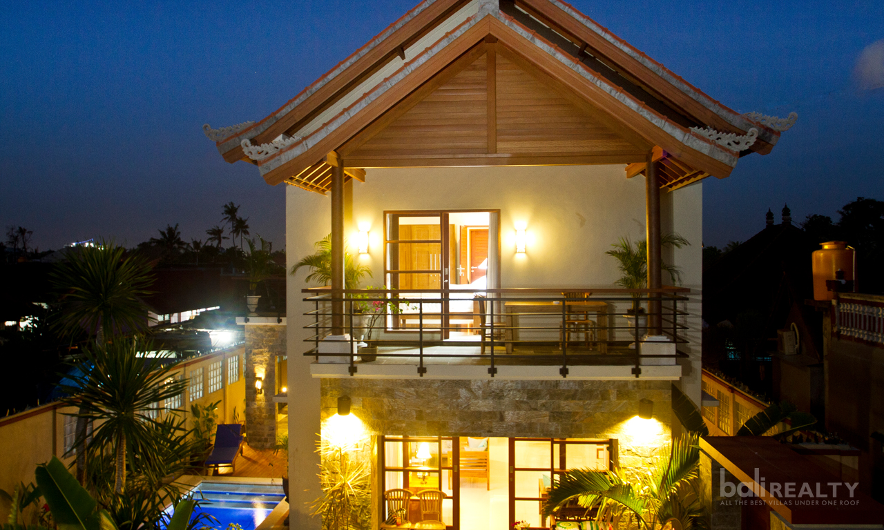 Affordable and Large Three-Bedroom Villa, Close to Everything in Kerobokan. Villas in Bali for Sale: Вилла в Керобокан, Балиан за 118 тыс. USD. Leasehold. Главное фото