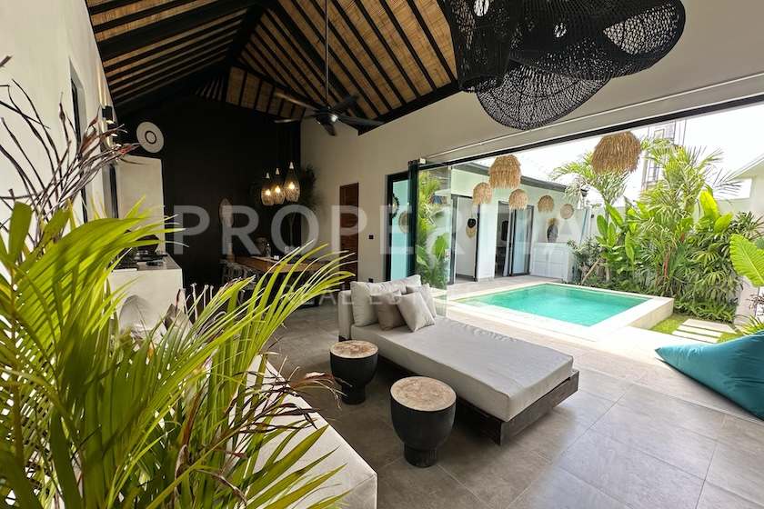 Amazing Modern Cozy Villa In Kerobokan. Villas in Bali for Sale: Вилла в Керобокан, Балиан за 16,5 млн. RUB. Leasehold. Главное фото