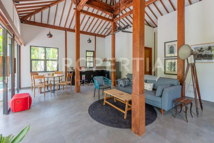 Charming Riverside Villa In Tumbak Bayuh. Villas in Bali for Sale: Вилла в Tumbak Bayuh, Балиан за 232 тыс. USD. Leasehold. Главное фото