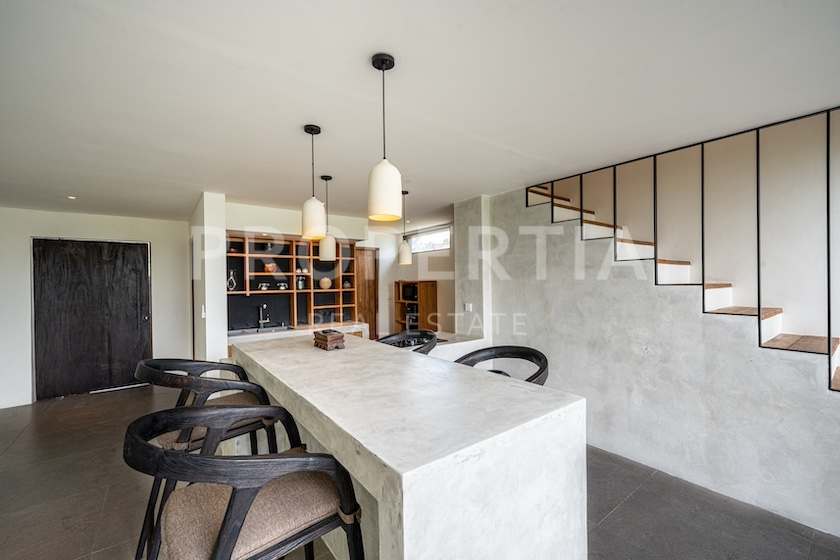 Modern Tropical Villa In Tumbak Bayuh. Villas in Bali for Sale: Вилла в Tumbak Bayuh, Балиан за 210 тыс. USD. Leasehold. Главное фото